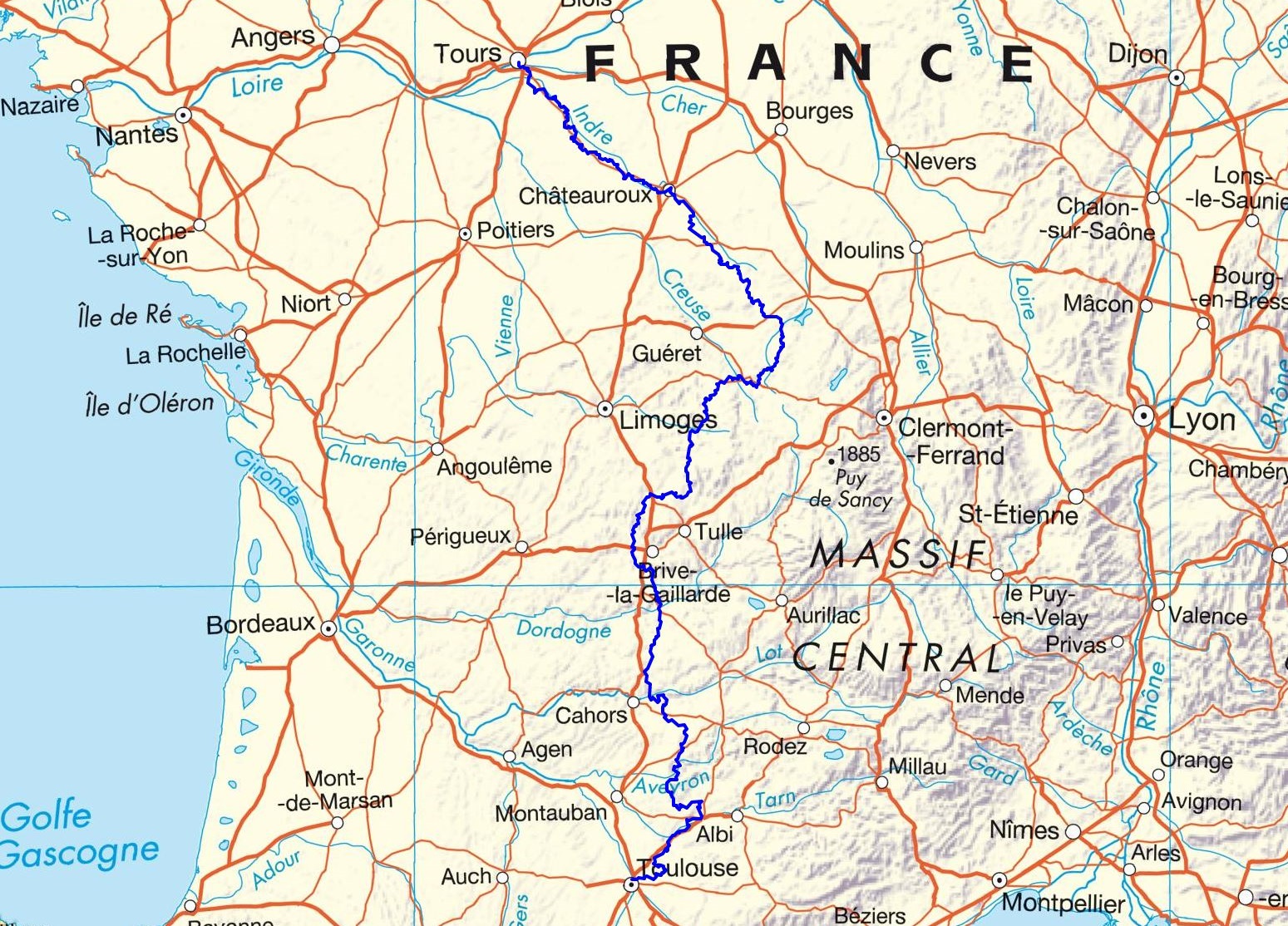 GR46 Hiking from Tours (Indre-et-Loire) to Toulouse (Haute-Garonne) 1
