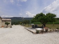 La Bégude-de-Mazenc: Le Mas Garoche Chambres et table d'hôtes