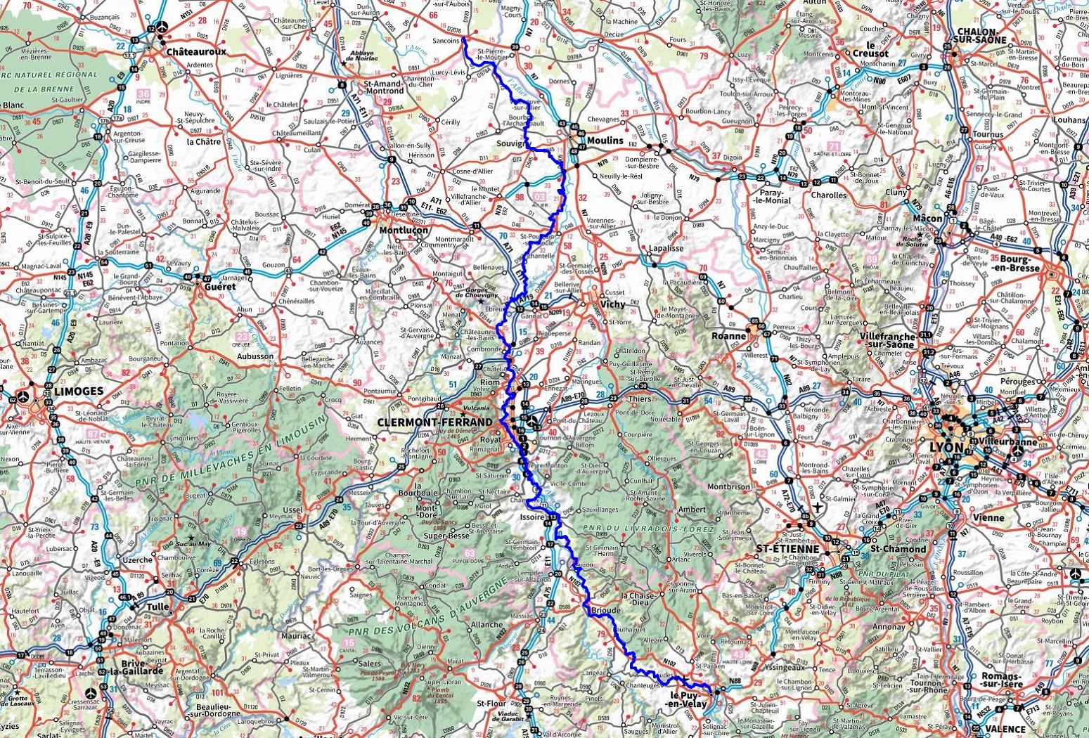 GR®300 From Sancoins (Cher) to Puy-en-Velay (Haute-Loire) 1