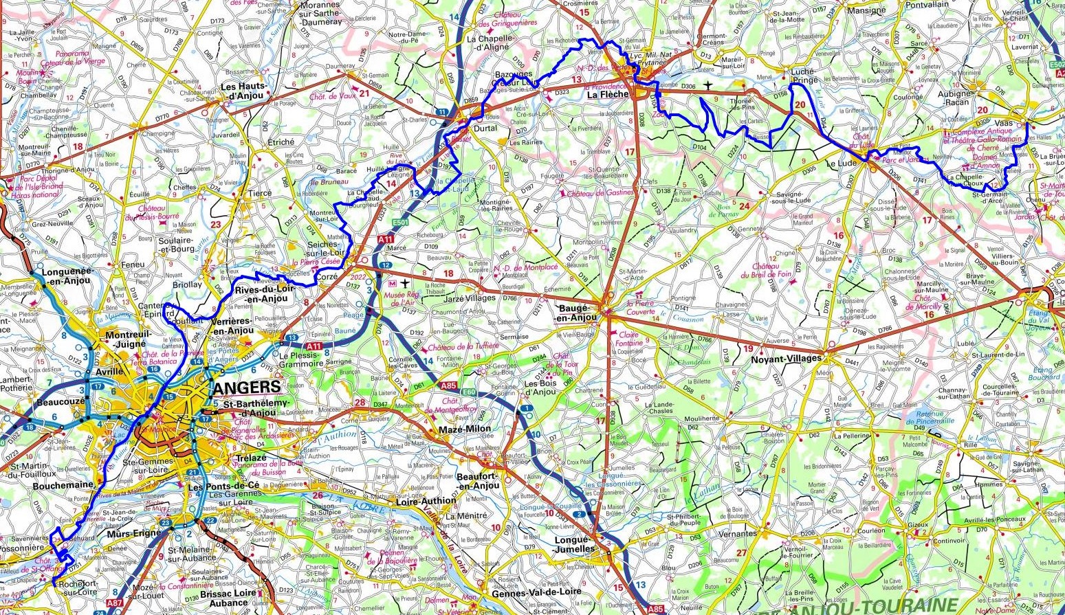 GR35 Walking from Vaas (Sarthe) to Rochefort-sur-Loire (Maine-et-Loire) 1