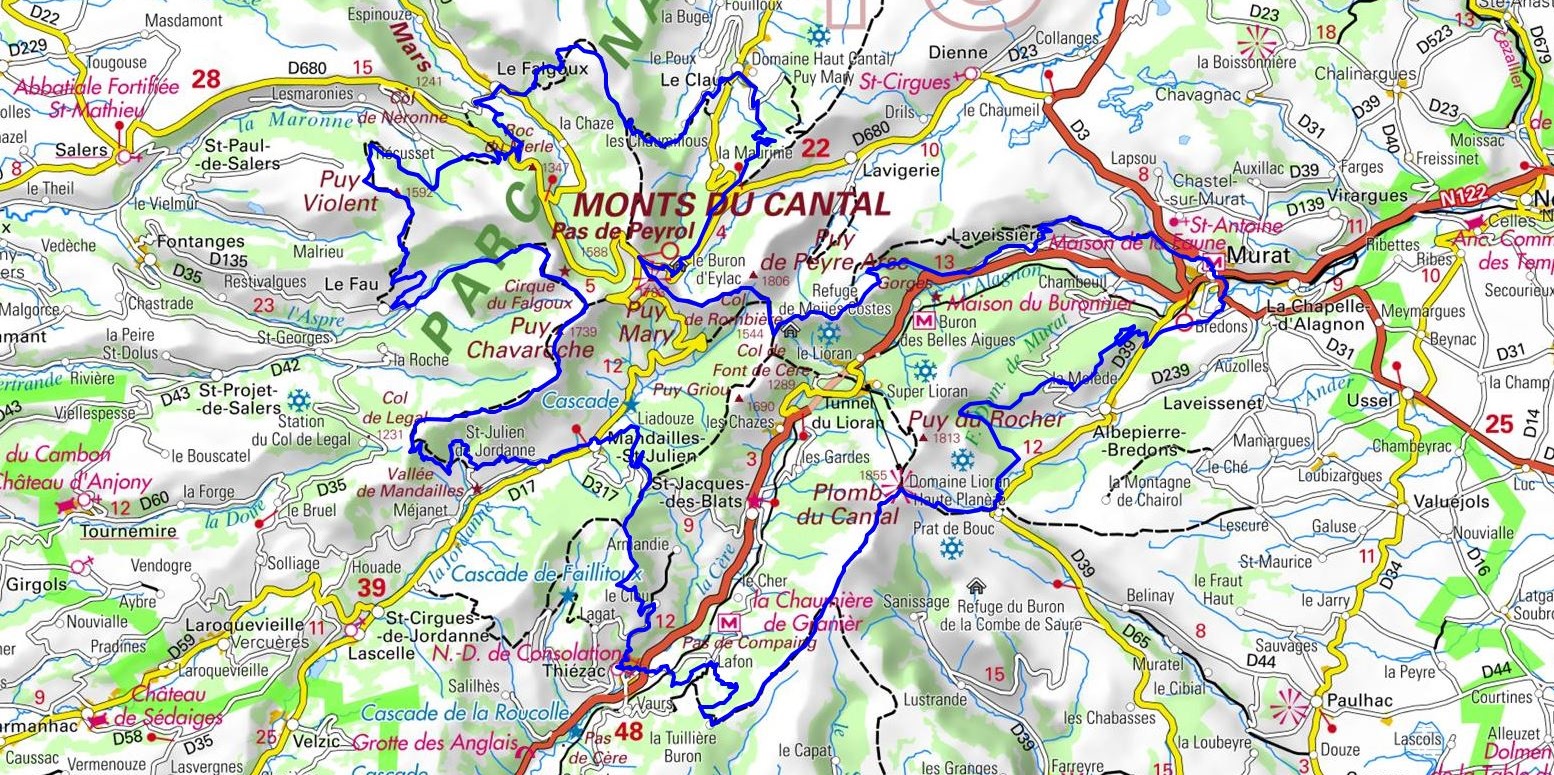 GR400 Hiking around Cantal Volcanoes 1