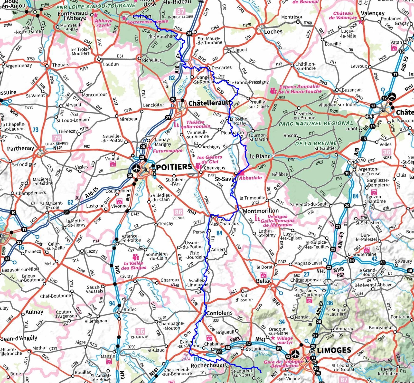 GR®48 Hiking from Chinon (Indre-et-Loire) to La Ribiere (Haute-Vienne) 1