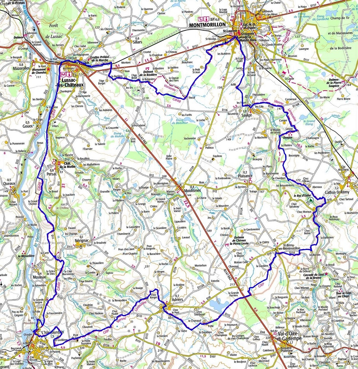 Hiking around Vienne Limousine (Vienne) 1