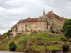 GR100 Hiking The Hundred Years' War Paths 6