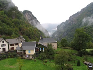 GR10 Hiking from Borce (Pyrenees-Atlantiques) to Oule Lake (Hautes-Pyrenees) 3