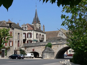 Hiking on the GR®113 from Provins (Seine-et-Marne) to Auxerre (Yonne) 4