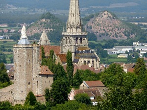 GR131 Randonnée de Mont-Beuvray (Morvan) à Issy-l'Evêque (Saône-et-Loire) 4