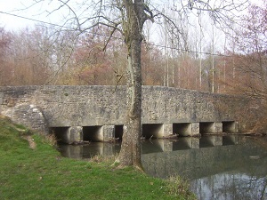 GR132 Hiking from La Sausseliere (Loiret) to Chaumot (Yonne) 3