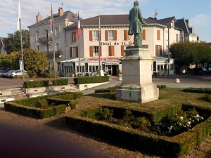 GR®213 Hiking from Chamesson (Cote-d'Or) to Vezelay (Yonne) 4