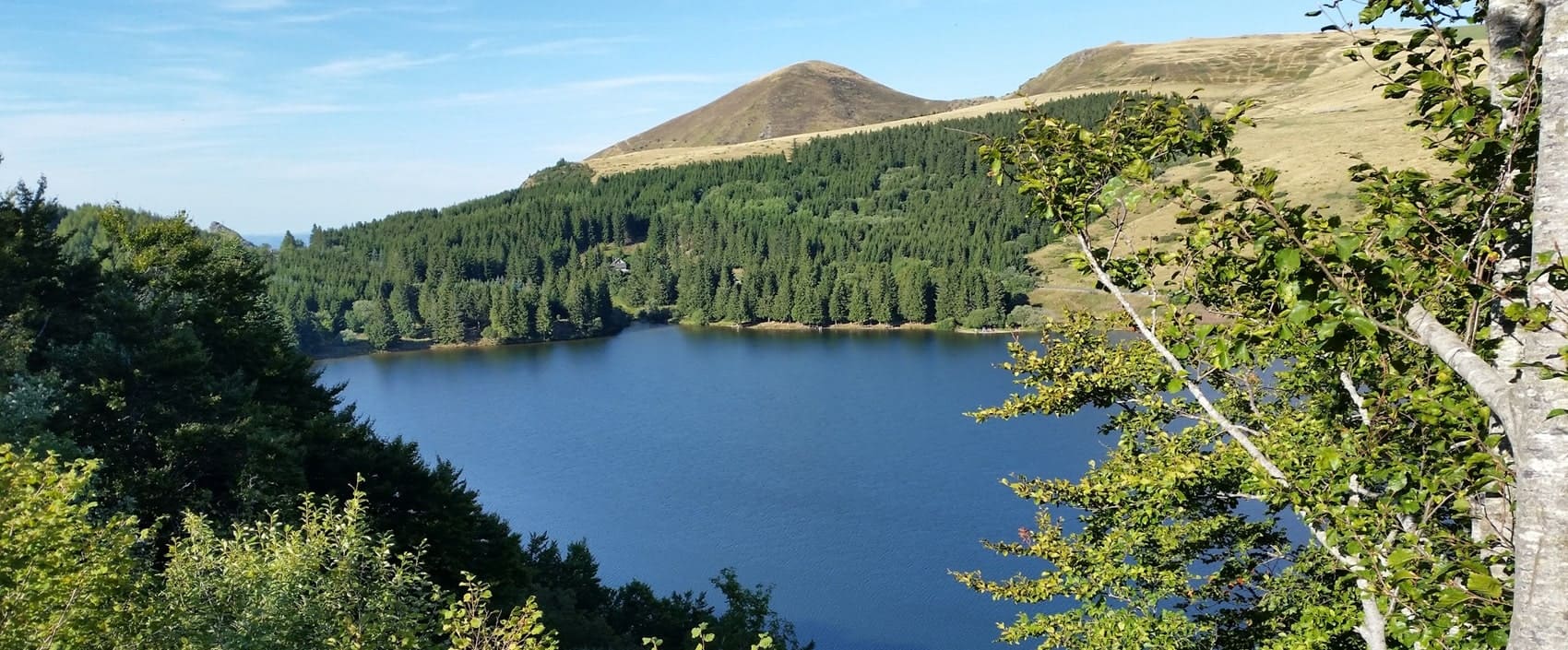 GR®30 Around Auvergne volcanoes and lakes (Puy-de-Dome)