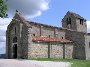 GR300 Randonnée de Châtel-de-Neuvre (Allier) à Clermont-Ferrand (Puy-de-Dôme) 3