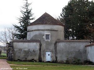 GR300 Randonnée de Châtel-de-Neuvre (Allier) à Clermont-Ferrand (Puy-de-Dôme) 5