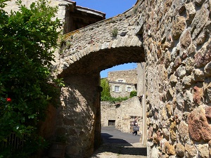 GR300 Randonnée de Clermont-Ferrand à Jumeaux (Puy-de-Dôme) 5