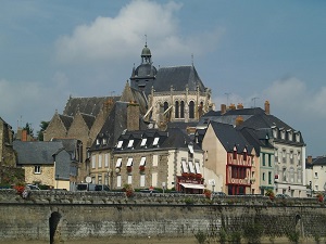 GR�5 Randonnée de Mayenne (Mayenne) à Bernay-en-Champagne (Sarthe) 3