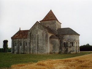 4 GR®36 Hiking from Chize (Deux-Sevres) to La Rochefoucauld (Charente) 4