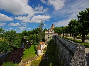 GR36 Hiking from Bussac to Les Eyzies-de-Tayac-Sireuil (Dordogne) 3