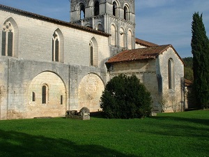 GR36 Hiking from Bussac to Les Eyzies-de-Tayac-Sireuil (Dordogne) 4