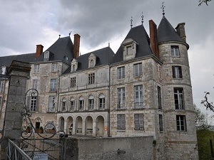 GR3 Hiking from Ousson-sur-Loire to La Chapelle St Mesmin (Loiret) 4