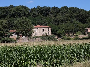 GR422 Sur les pas de Charles IX 7