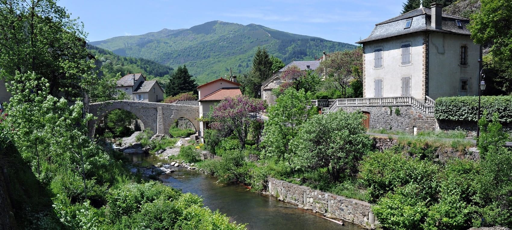 GR®44 From Les Vans (Ardeche) to Champerboux (Lozere)