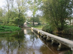 GR4 Randonnée de Mouthiers-sur-Boëme (Charente) à Cussac (Haute-Vienne) 4