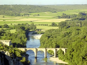 GR63 Hiking from Avignon to Cabane-Vieille Pass (Gard) 4