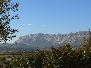 GR653A Hiking from Le Val (Var) to Eguilles (Bouches-du-Rhone) 5