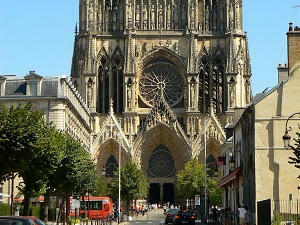 GR654 Walking from Gue-d'Hossus (Ardennes) to Reims (Marne) 7