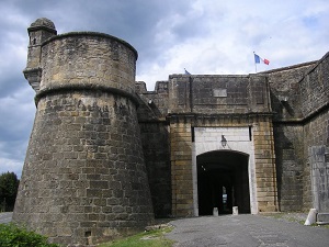 GR65 Hiking from Aire-sur-l'Adour (Landes) to Larribar-Sorhapuru (Pyrenees-Atlantiques) 6