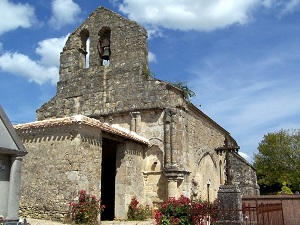 GR6 Hiking from Villandraut to Ste Foy-la-Grande (Gironde) 6