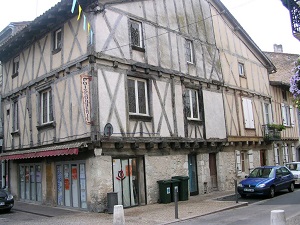 GR6 Randonnée de Ste Foy-la-Grande (Gironde) à Eyzies-de-Tayac-Sireuil (Dordogne) 3