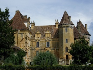 GR6 Hiking from Ste Foy-la-Grande (Gironde) to Eyzies-de-Tayac-Sireuil (Dordogne) 5