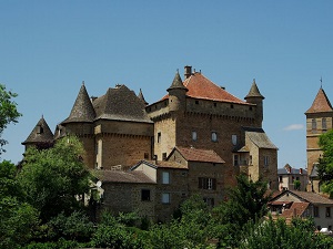 GR6 Hiking from Eyzies-de-Tayac-Sireuil (Dordogne) to Lacapelle-Marival (Lot) 7