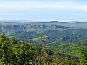 GR6 Hiking from Saint-Pierre-des-Tripiers (Lozere) to Ners (Gard) 4