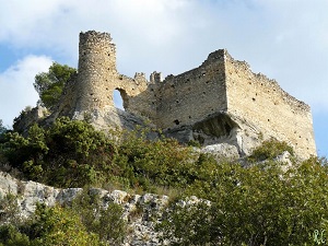 GR6 Hiking from Aureille (Bouches-du-Rhone) to Viens (Vaucluse) 6