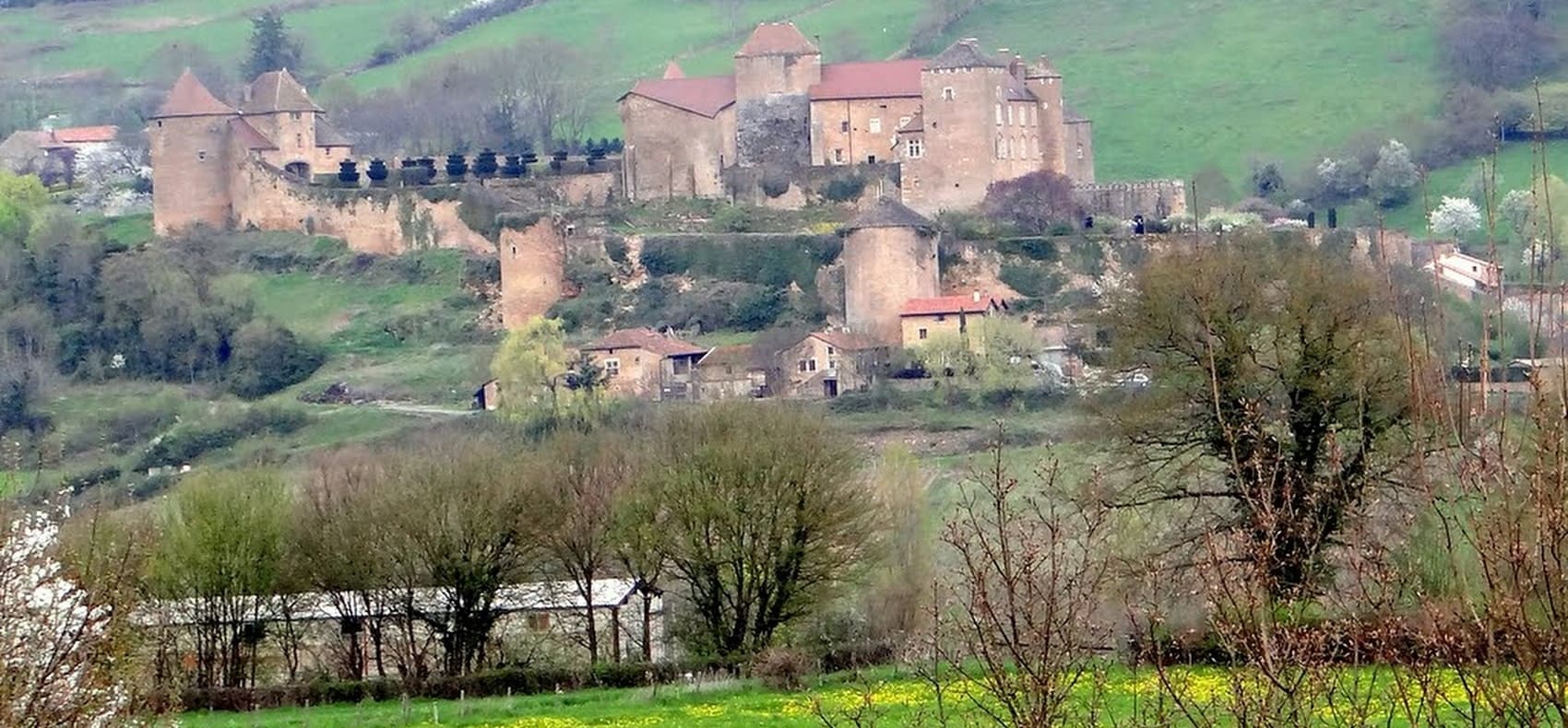 GR®76A De St-Vallerin (Saône-et-Loire) au Mt Saint-Rigaud (Rhône)