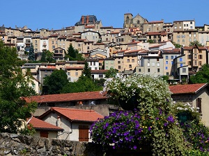 GR®89 Hiking from Clermont-Ferrand (Puy-de-Dome) to Sail-sous-Couzan (Loire) 5