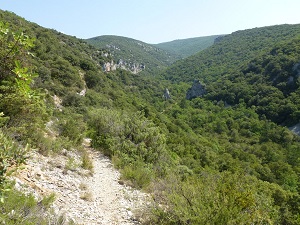 GR9 Hiking from Buis-les-Baronnies (Drome) to Cucuron (Vaucluse) 6