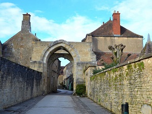 Hike around Avallonnais (Yonne, Nievre)