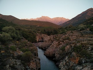 Randonnee autour de la vallee de l'Ain au Pays de C4erdon (Ain)