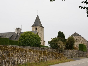 Hiking on the Tour between Dordogne and Ventadour (Correze) 4