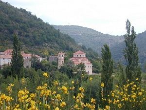 Between two Lakes. Hiking from Avene Lake to Salagou Lake (Herault) 4