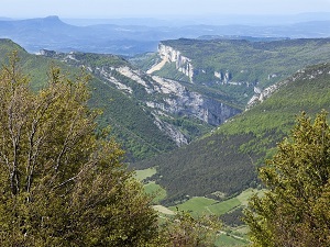 Hiking around Gervanne valley (Drome) 7