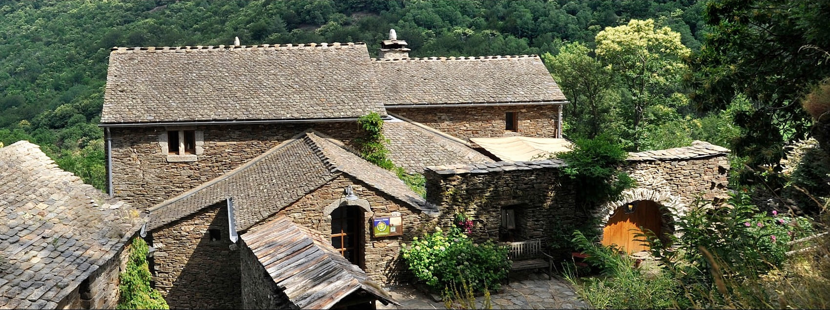 Around Upper Luech Valley (Gard-Lozere)
