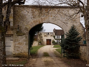 Hiking around Yonne Meanders