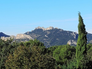 Randonnée autour des Dentelles de Montmirail (Vaucluse)