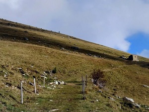 Hiking on the GRP Tour des Petites Roches (Isere) 4