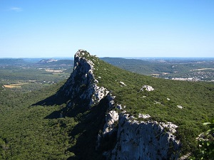 Hiking around Grand Pic St-Loup through villages (Herault) 6