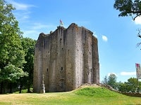 Hiking around Strongholds of Pouzauges (Vendee) 8