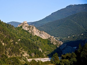 Hiking from Entrevaux to Thoard (Alpes-de-Haute-Provence). Pre-Alps Great Crossing. 3